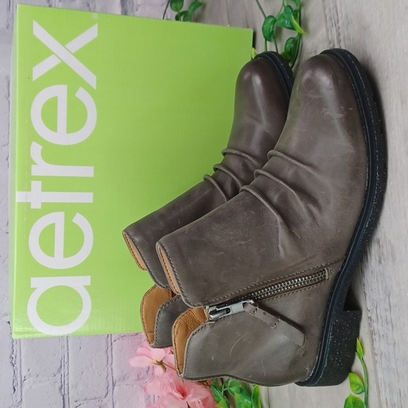 aetrex Mila Low Boot NIB - Picture 8 of 15